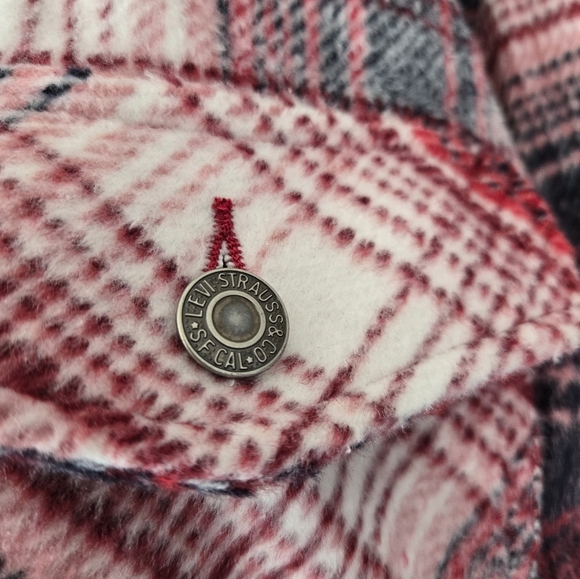 Levi's Red and Black Utility Jacket with Relaxed Fit and Long Sleeves - Picture 2 of 16